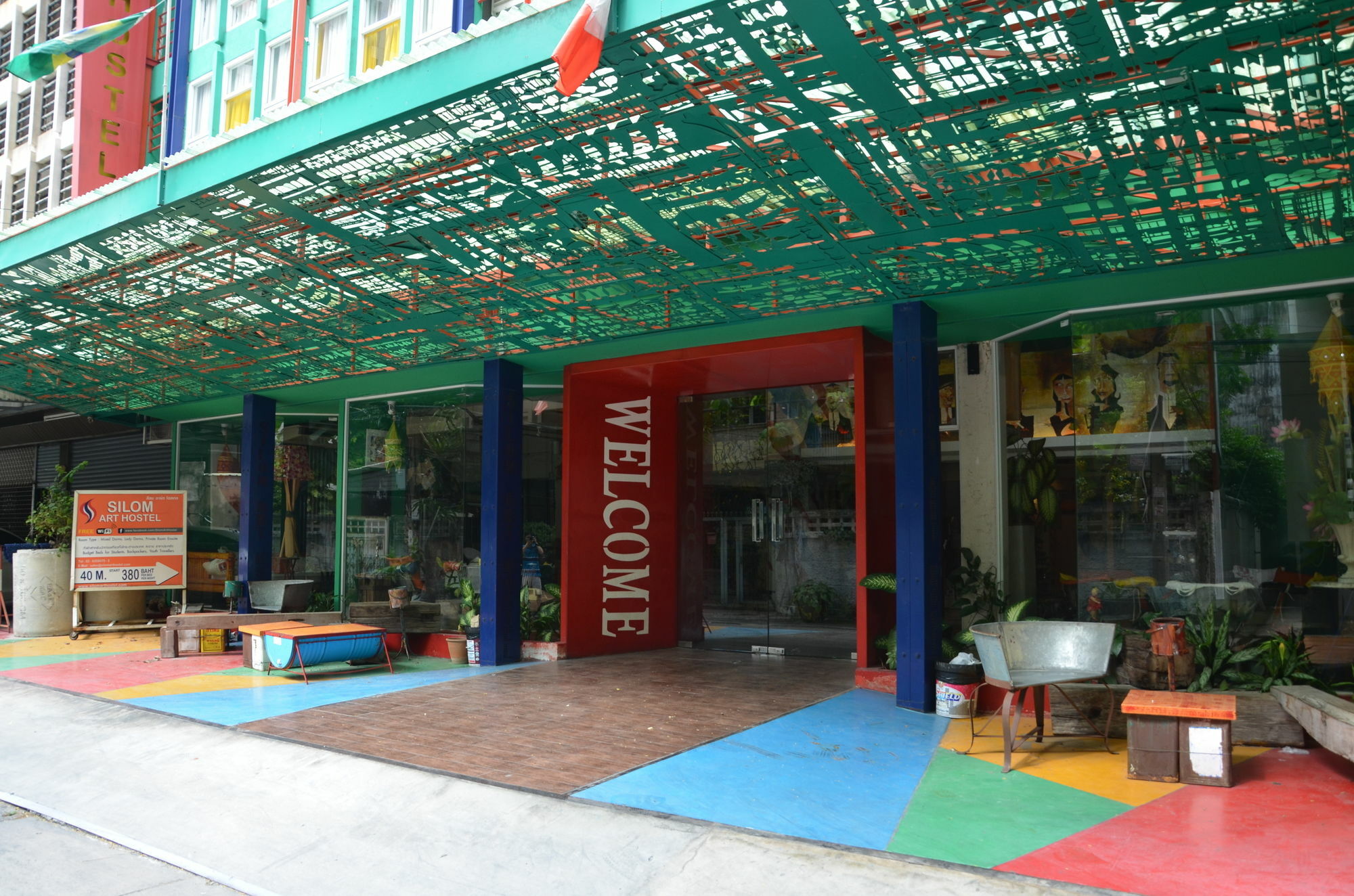 Silom Art Hostel Banguecoque Exterior foto